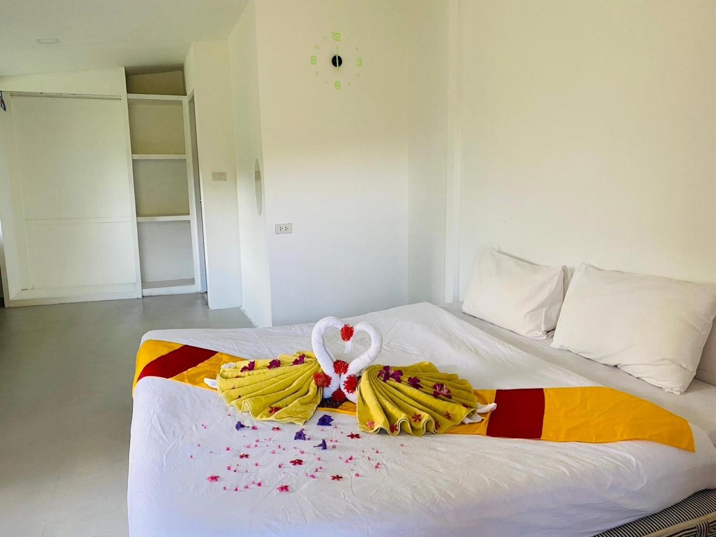 Lanta Infinity Resort - Sha Extra Plus Koh Lanta Exterior photo
